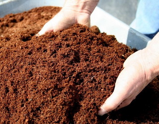 «Агроекологія» запровадила сучасну технологію переробки гною ВРХ на компост